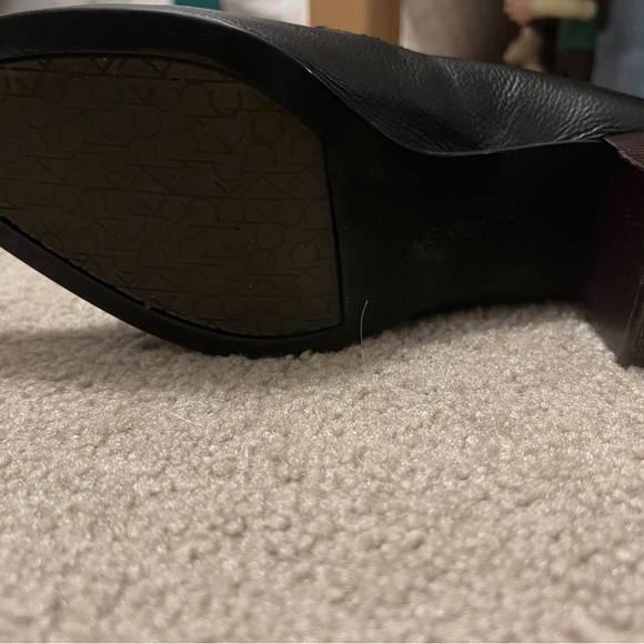 Calvin Klein Black Faux Fur Heeled Loafers w Gold Chain Signature Heel - Picture 4 of 4